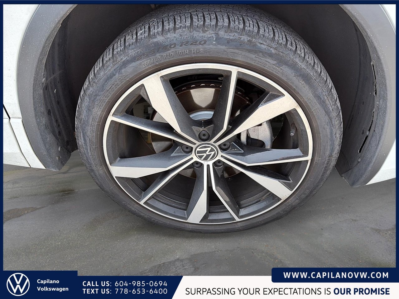 2022 Volkswagen Tiguan Highline R-Line 4MOTION Just Arrived! Local, One Owner, Fully Equipped, Low KM!