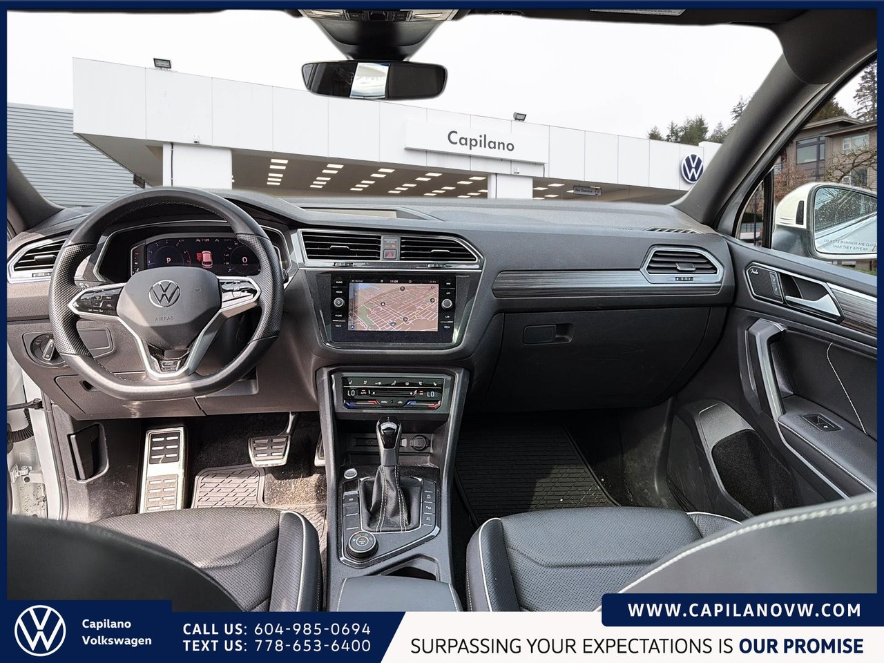 2022 Volkswagen Tiguan Highline R-Line 4MOTION Just Arrived! Local, One Owner, Fully Equipped, Low KM!