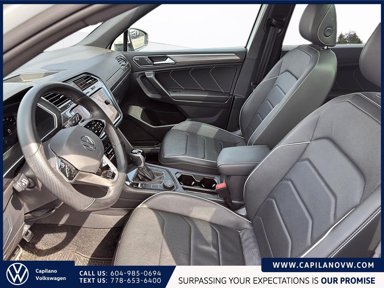 2022 Volkswagen Tiguan Highline R-Line 4MOTION Just Arrived! Local, One Owner, Fully Equipped, Low KM!