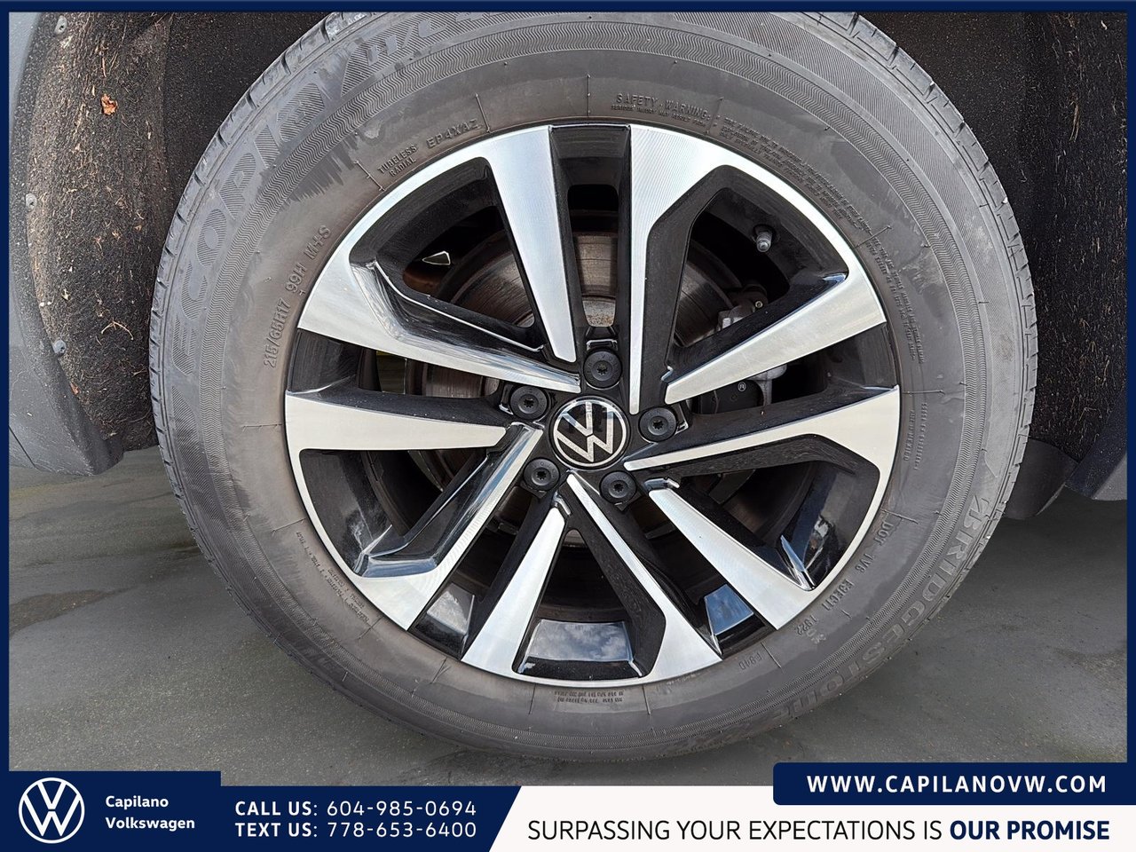 2022 Volkswagen Tiguan Trendline 2.0 TSI 4MOTION Just Arrived! Local, One Owner, AWD