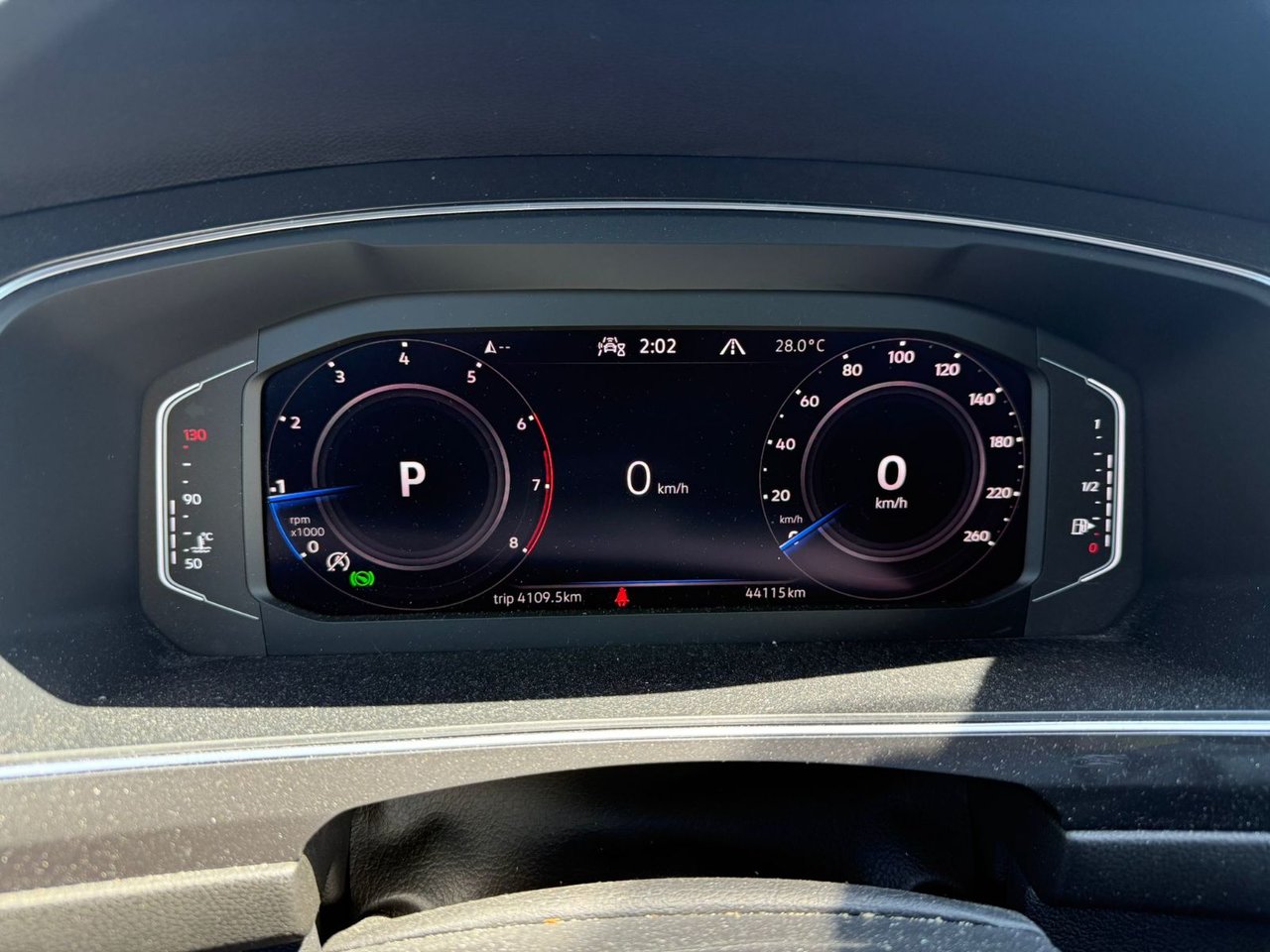 2023 Volkswagen Tiguan Comfortline 4MOTION | Sunroof Package Just Arrived! Local, One Owner Vehicle