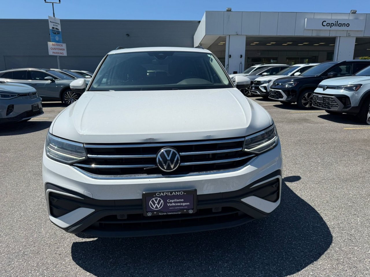 2023 Volkswagen Tiguan Comfortline 4MOTION | Sunroof Package Just Arrived! Local, One Owner Vehicle