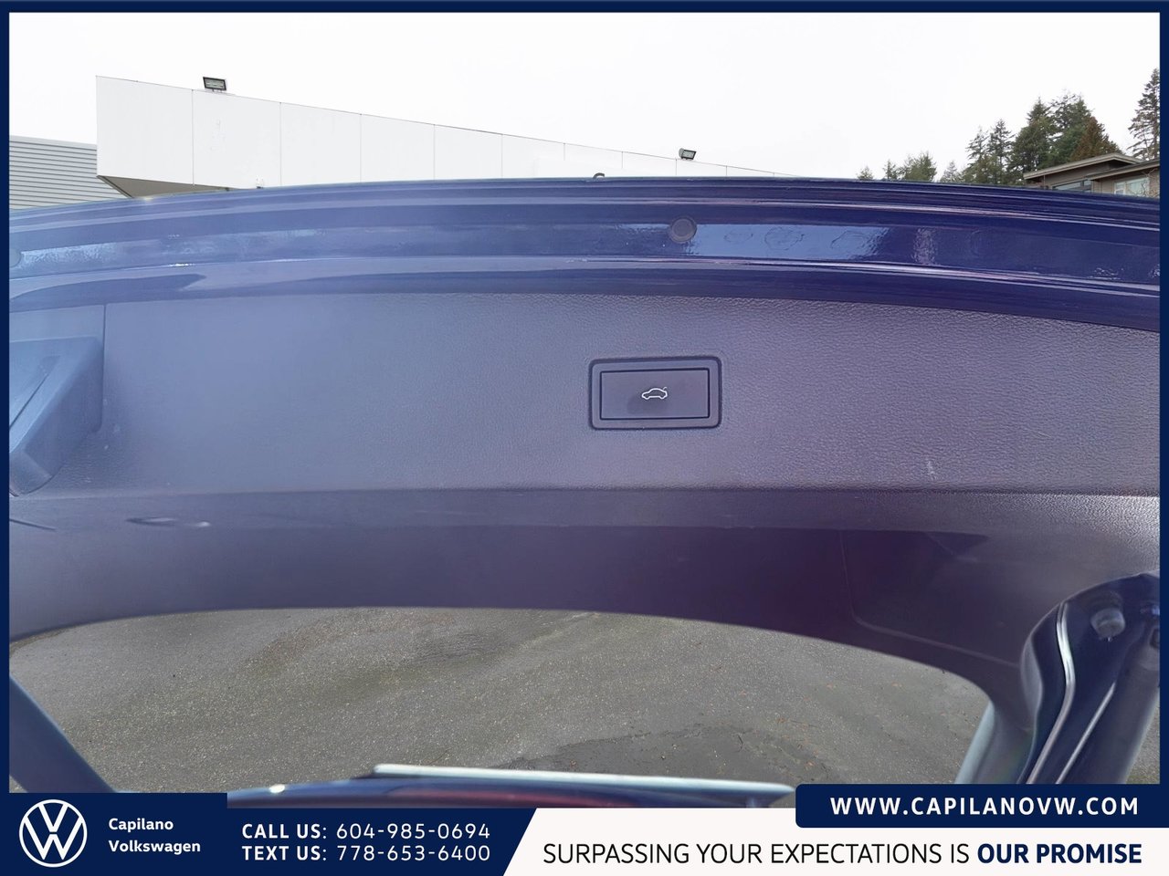 2024 Volkswagen Tiguan Comfortline 4MOTION Just Arrived! Local, One Owner, No Accidents