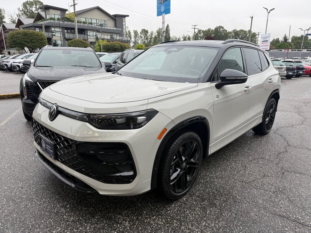 2025 Volkswagen Tiguan Comfortline R-Line Black Edition Just Arrived! Pre-Order Today @ 3.99% Finance or Lease!