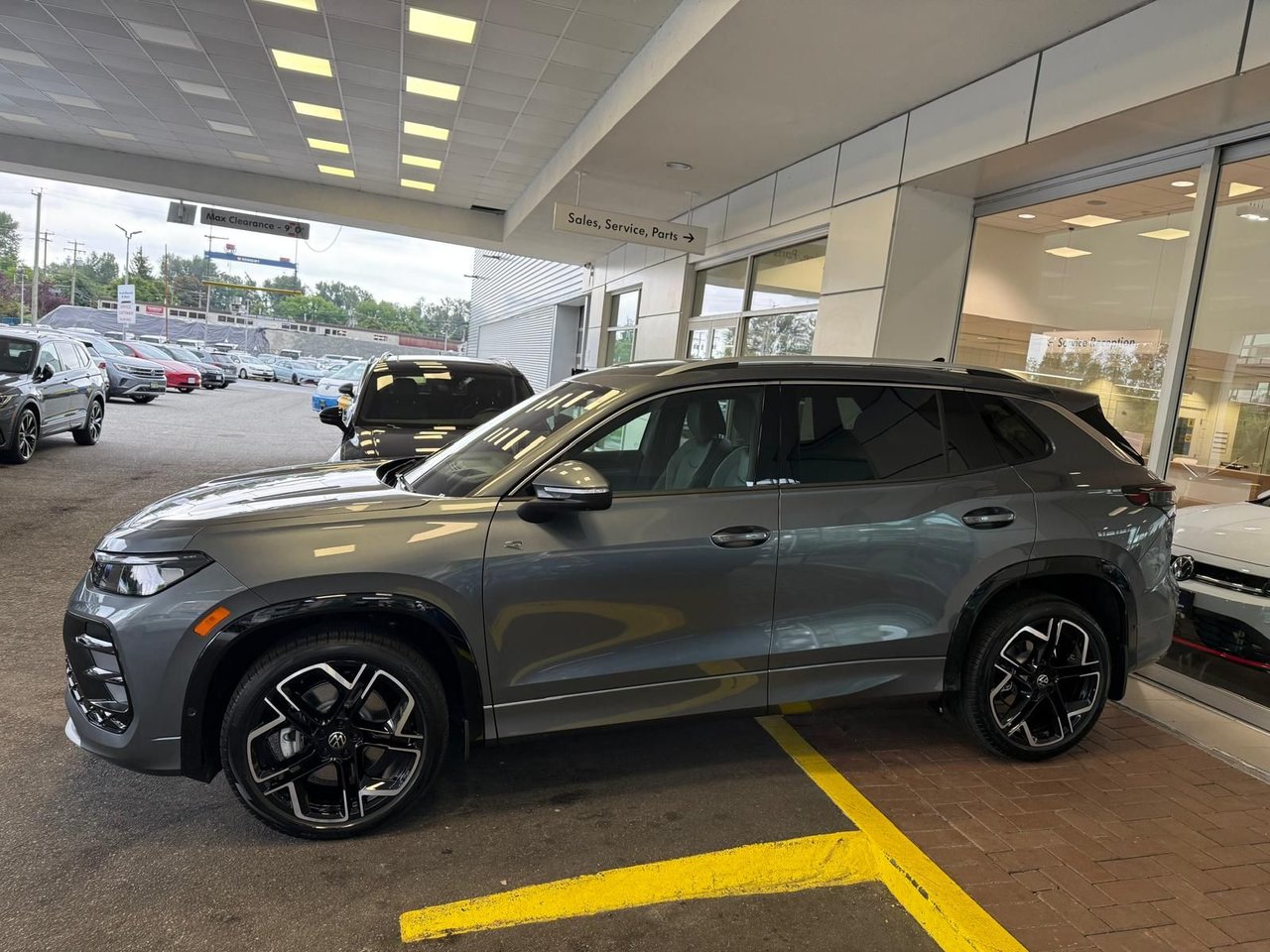 2025 Volkswagen Tiguan Highline R-Line Just Arrived! Schedule Your Test Drive Today