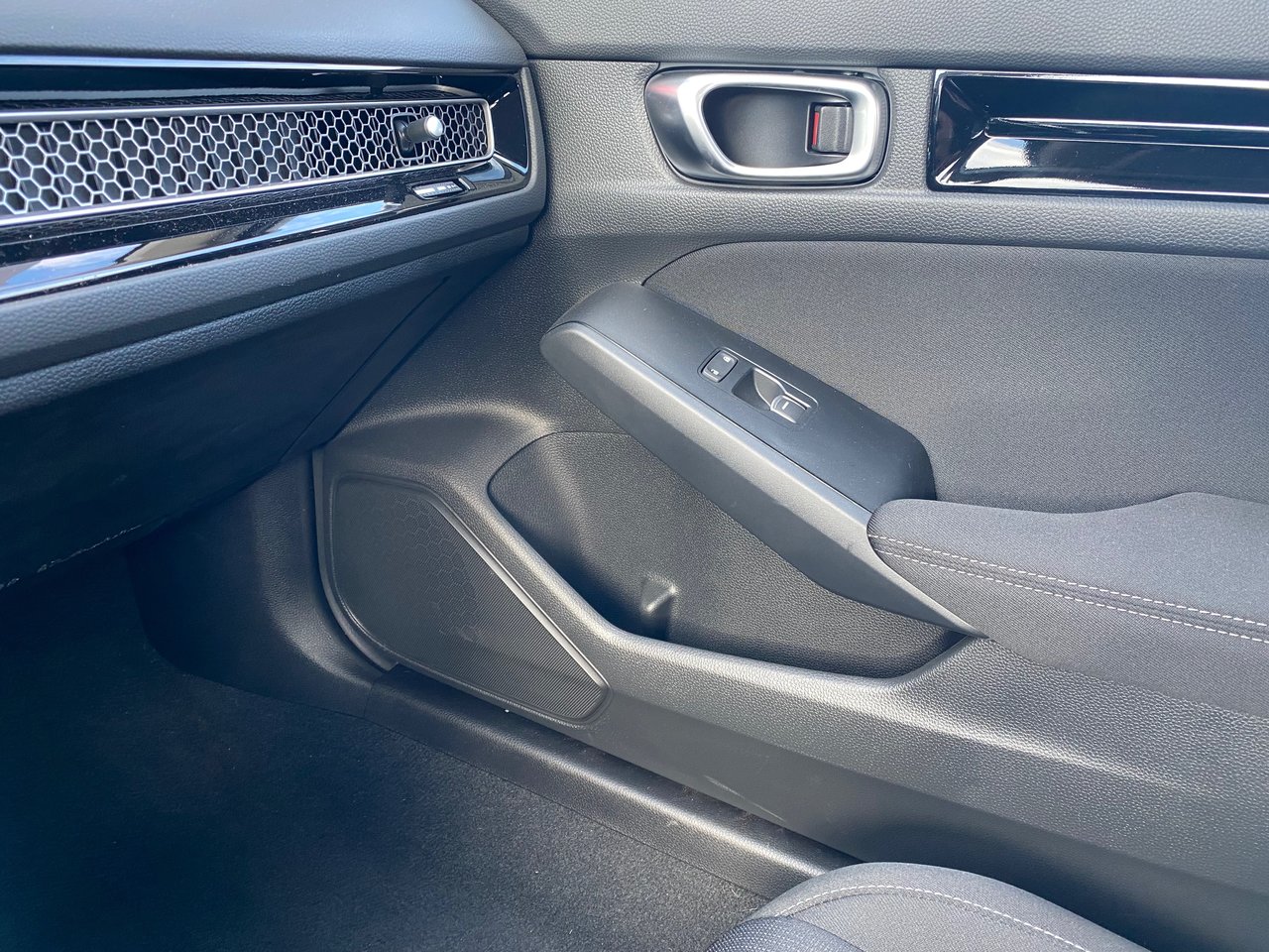 2024 Honda Civic Sedan EX-6