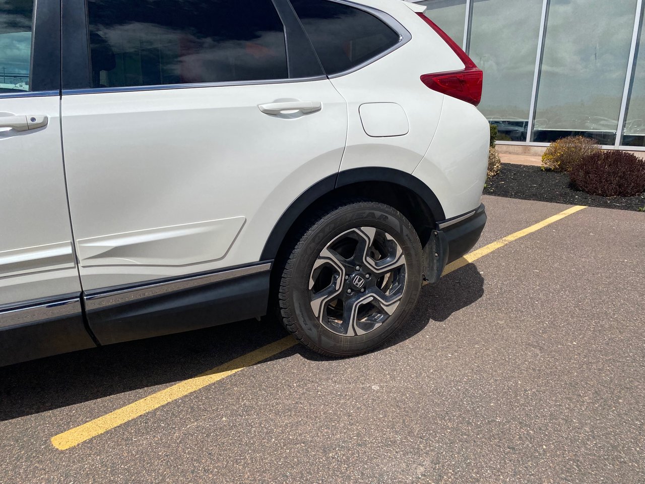 2018 Honda CR-V Touring-2
