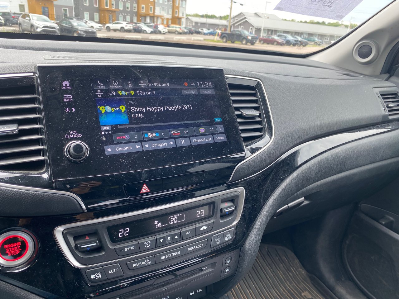 2022 Honda Pilot Touring 7-Passenger-3
