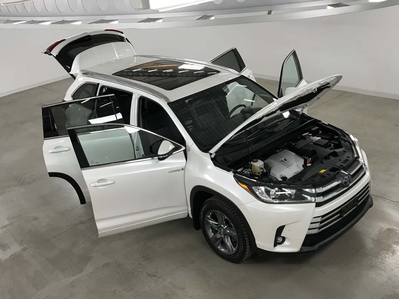 Toyota Highlander hybrid 2019 d'occasion à vendre chez CARREFOUR 40-640 VOLKSWAGEN