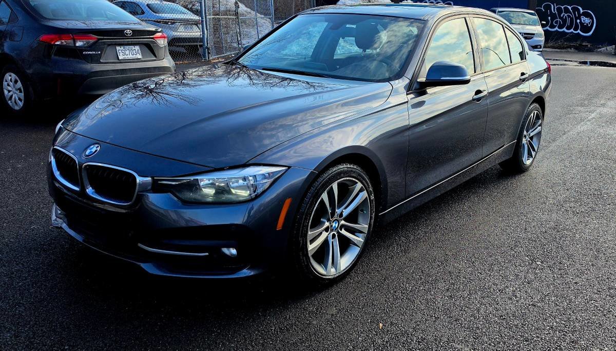 2016 BMW 3 Series 320i xDrive Sedan AWD