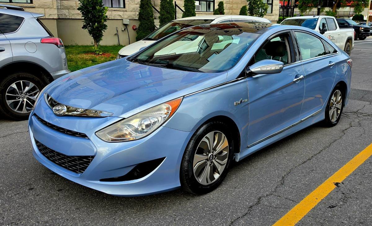  2013 Hyundai Sonata Hybrid Sedan  Automatic