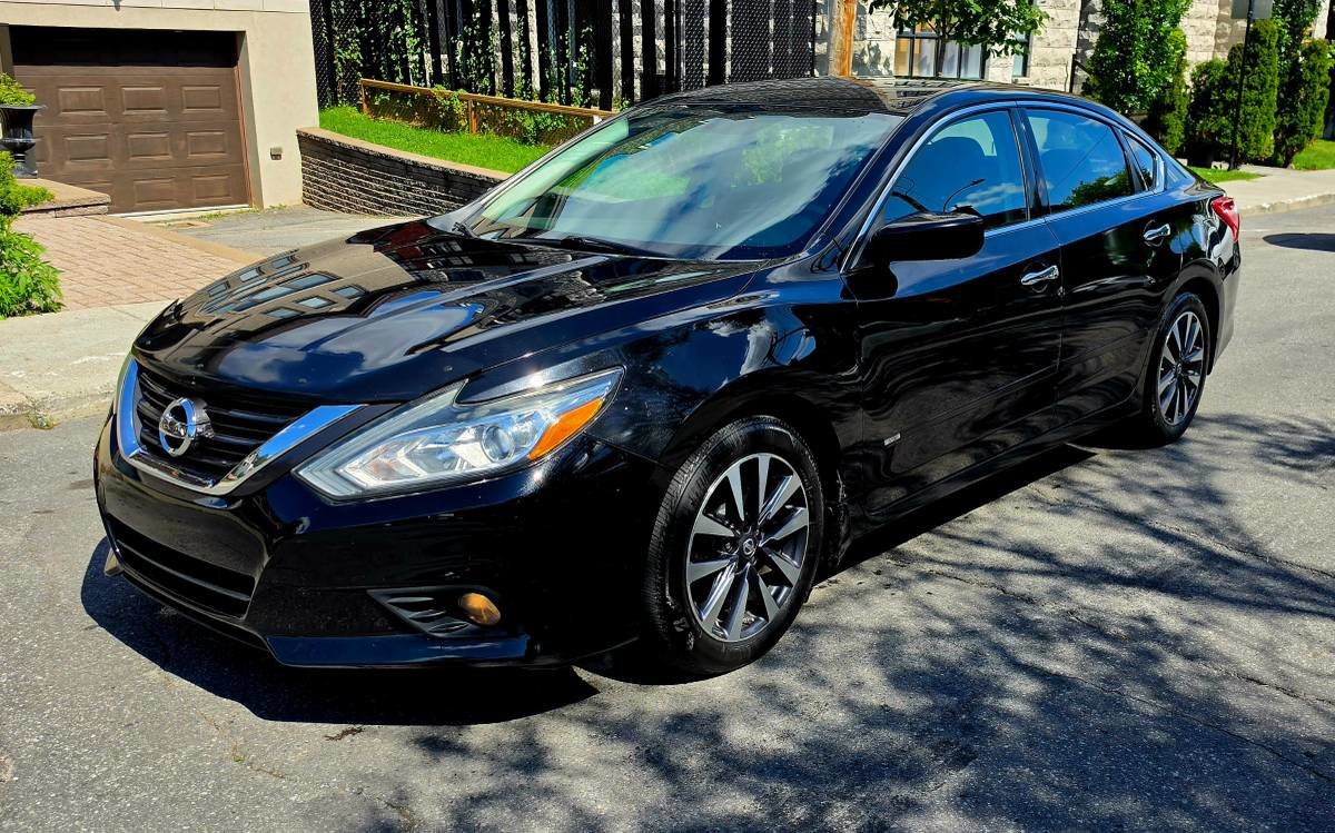  2016 Nissan Altima Sedan  Automatic