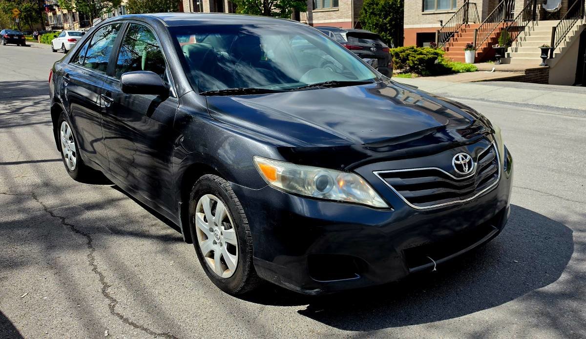  2010 Toyota Camry Sedan  Automatic