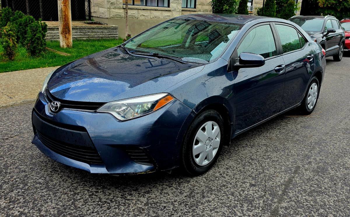  2015 Toyota Corolla Sedan  Automatic