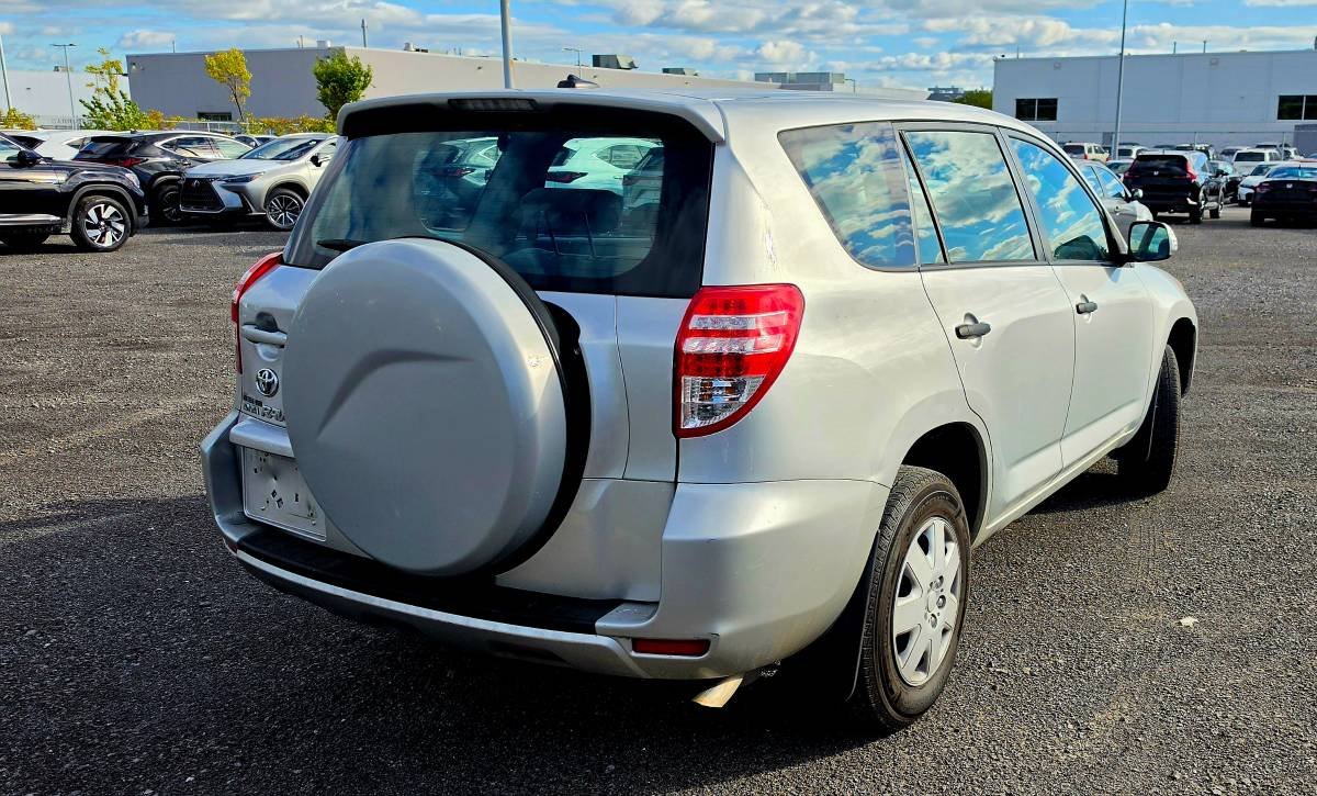  2011 Toyota RAV4 SUV / Crossover Four-Wheel Drive Automatic