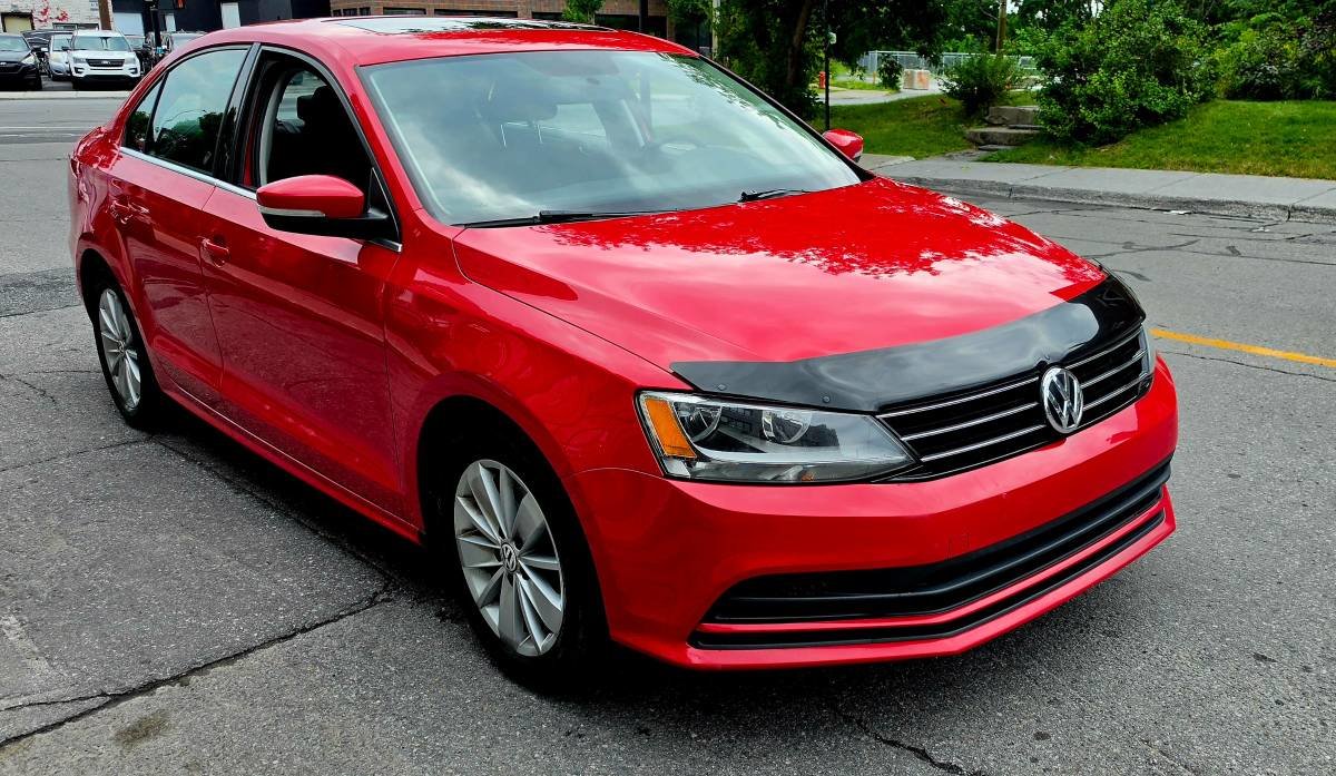  2016 Volkswagen Jetta Sedan  Manual