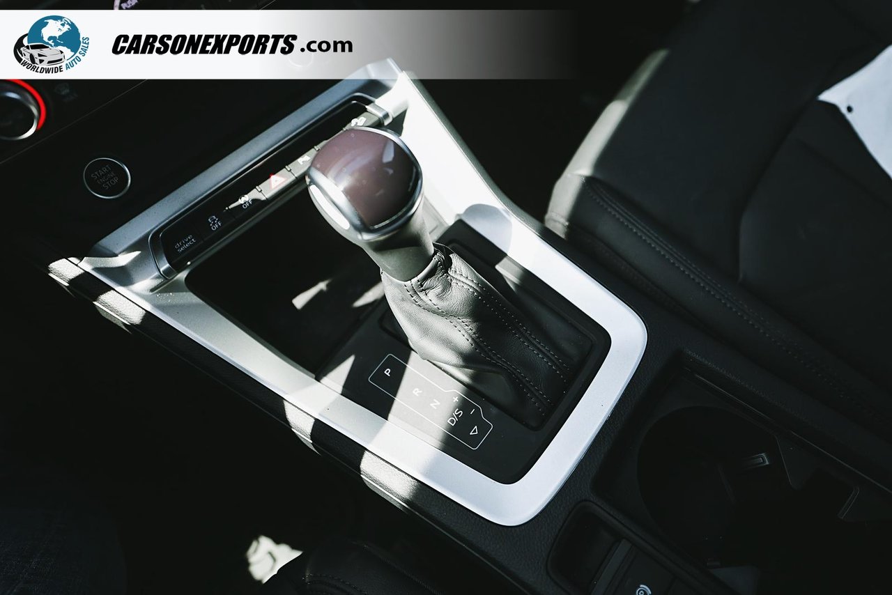 2025 Audi Q3 LEATHER, PANORAMA SUNROOF-24