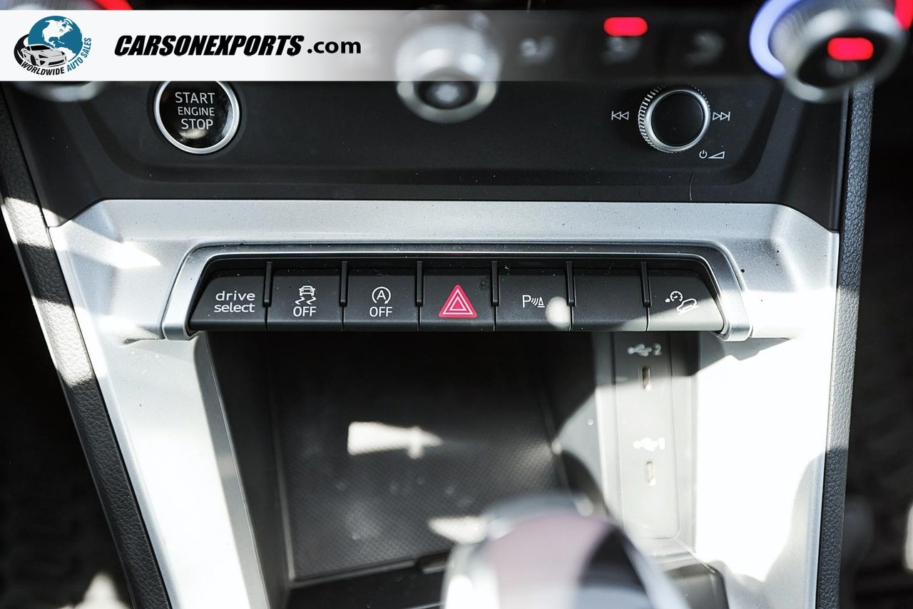 2025 Audi Q3 LEATHER, PANORAMA SUNROOF-19