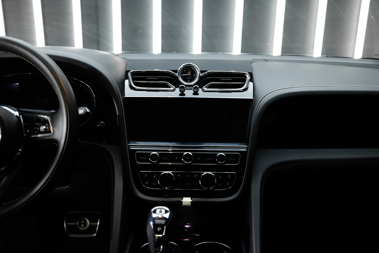 2021 Bentley Bentayga Speed GREAT DEAL! FINANCING AVAILBLE-17