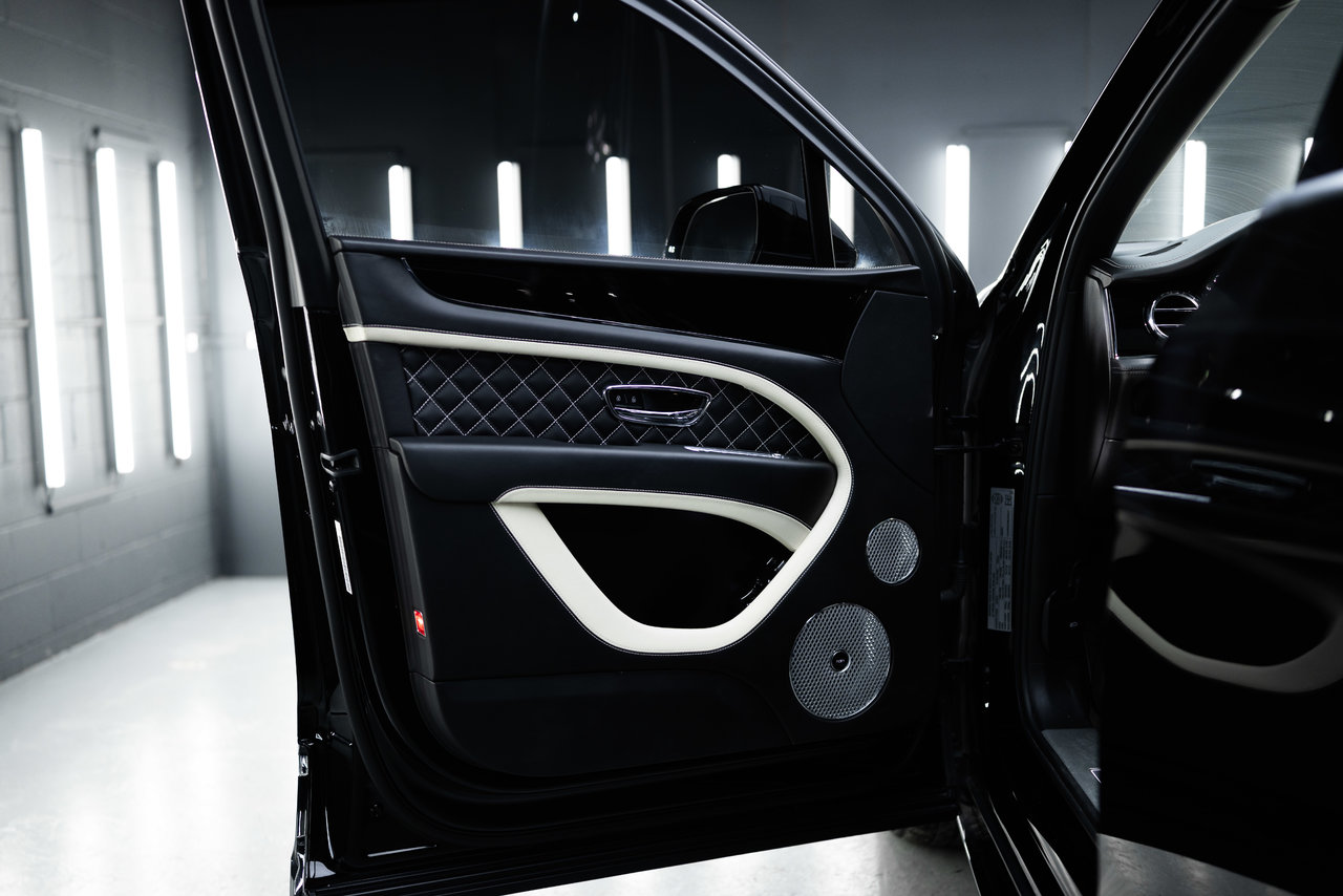 2021 Bentley Bentayga Speed GREAT DEAL! FINANCING AVAILBLE-28