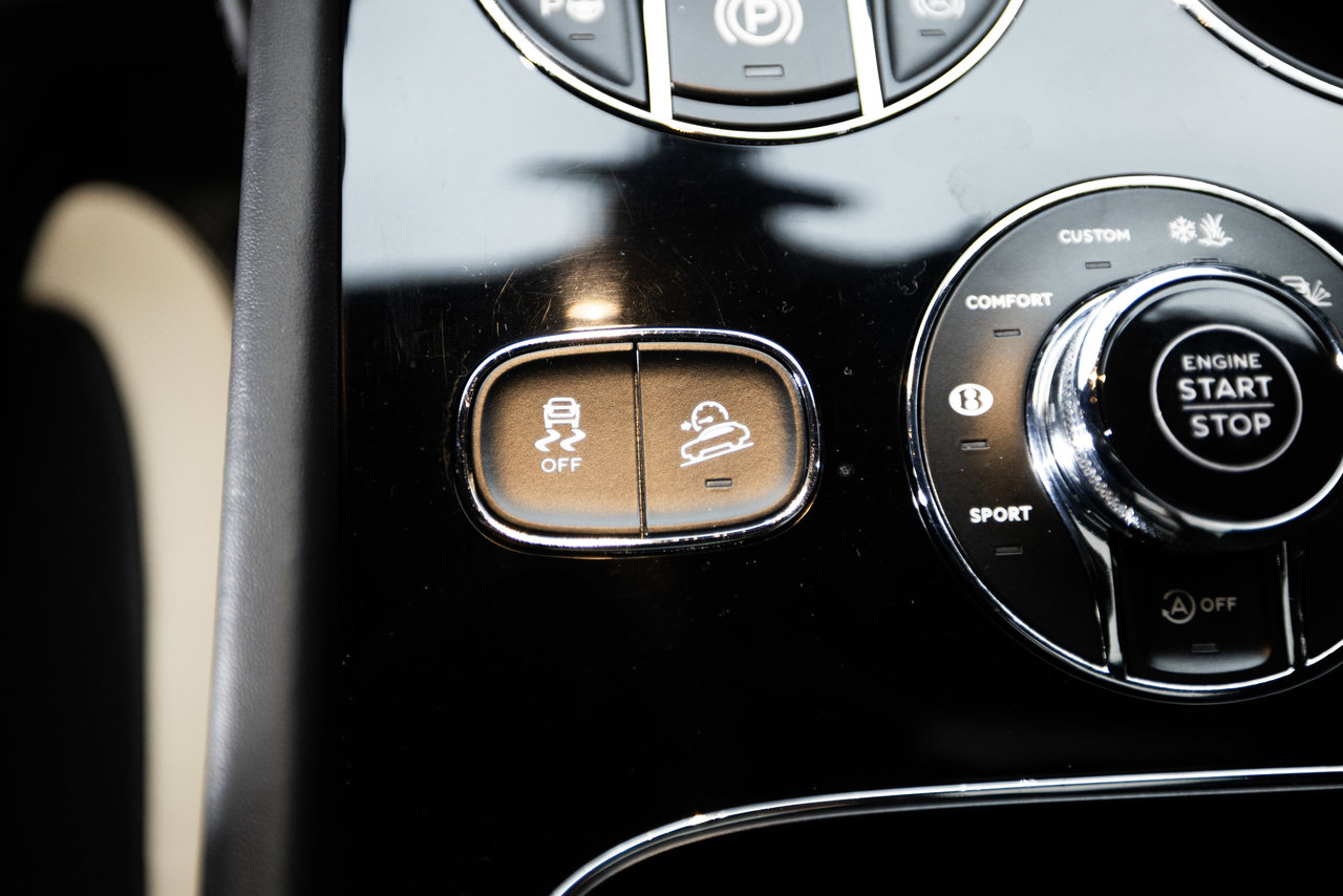 2021 Bentley Bentayga Speed GREAT DEAL! FINANCING AVAILBLE-13