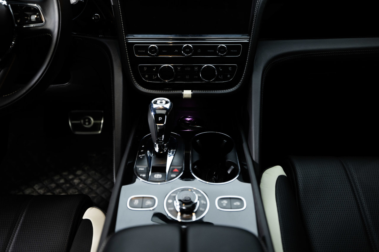 2021 Bentley Bentayga Speed GREAT DEAL! FINANCING AVAILBLE-16