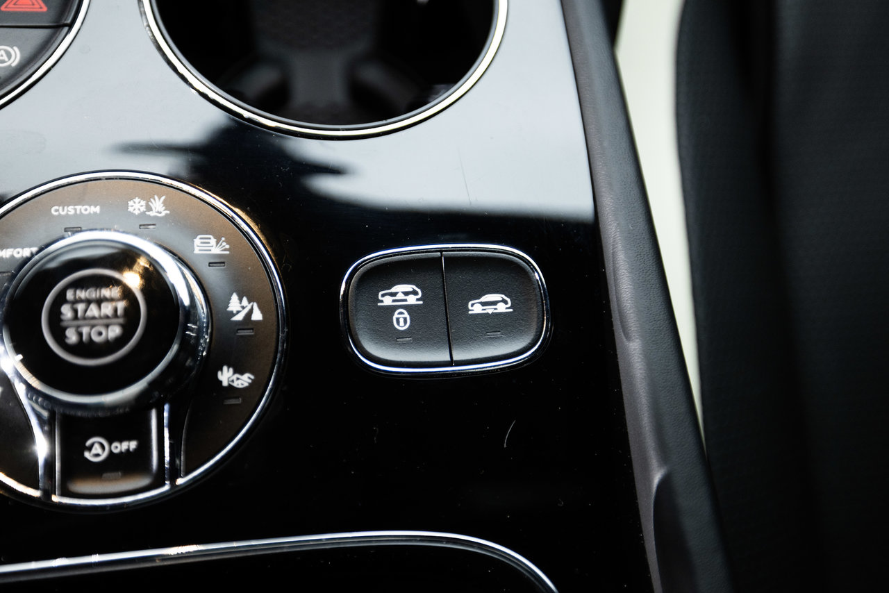 2021 Bentley Bentayga Speed GREAT DEAL! FINANCING AVAILBLE-24