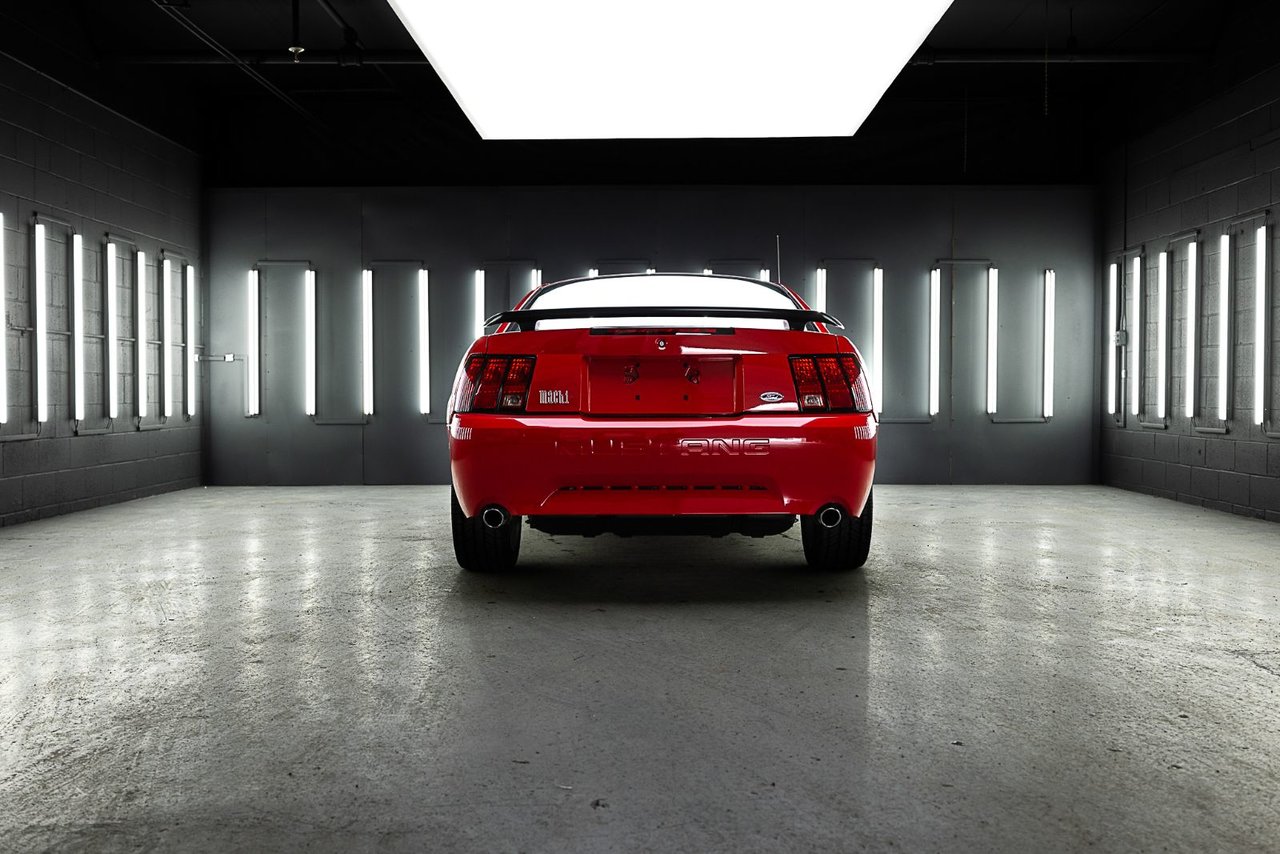 2003 Ford Mustang Mach 1-24