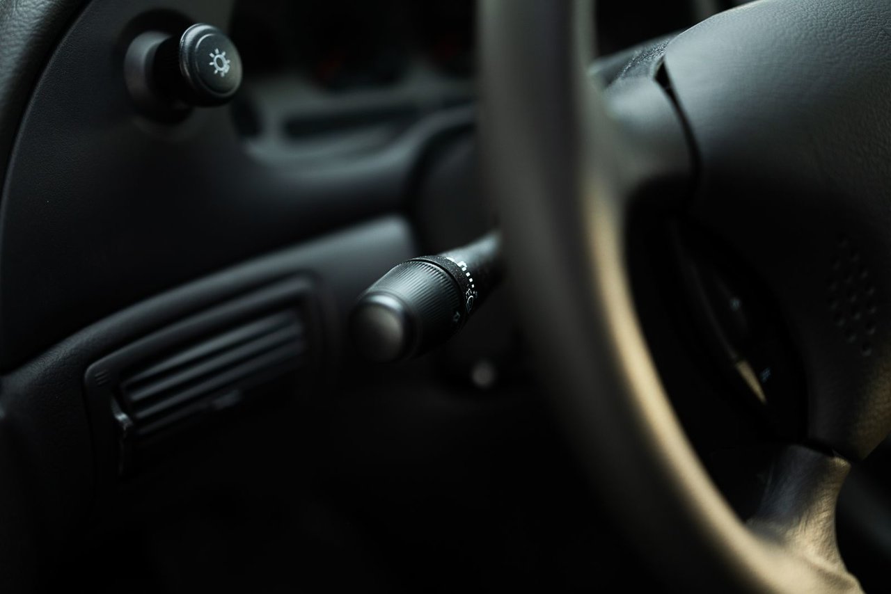 2003 Ford Mustang Mach 1-33