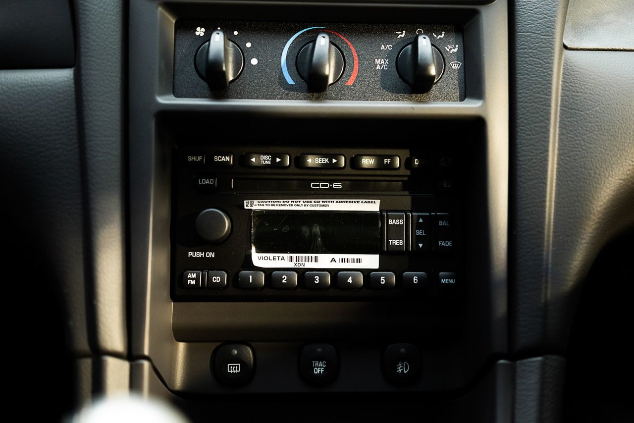 2003 Ford Mustang Mach 1-38