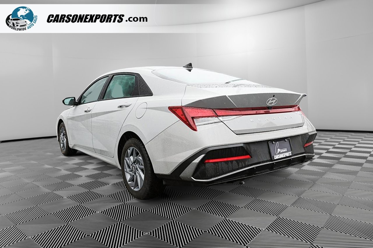 2025 Hyundai Elantra Preferred LOW KM! FINANCE TODAY!-6