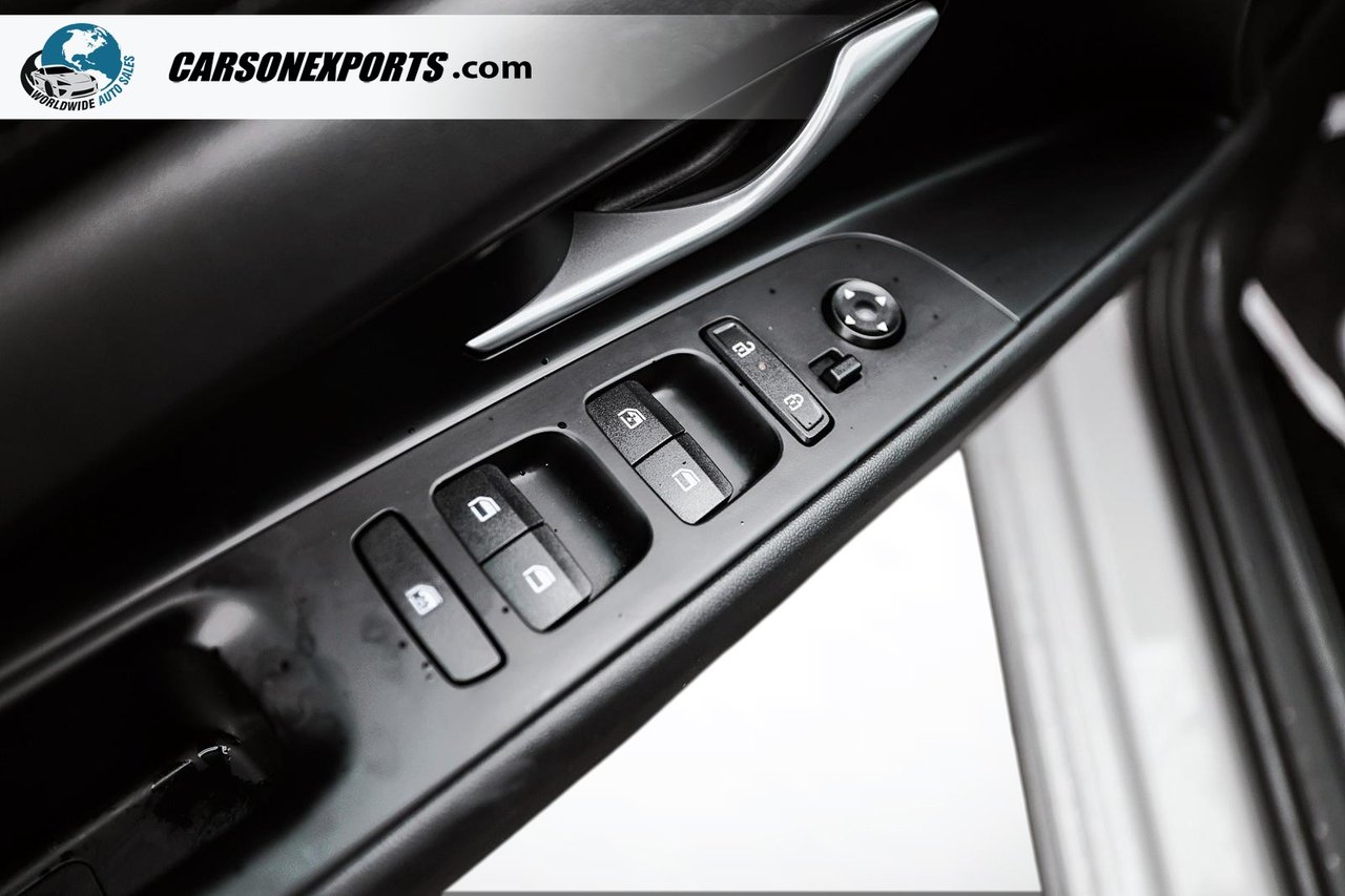 2025 Hyundai Elantra Preferred LOW KM! FINANCE TODAY!-17