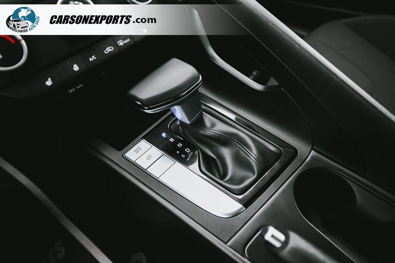 2025 Hyundai Elantra Preferred LOW KM! FINANCE TODAY!-34