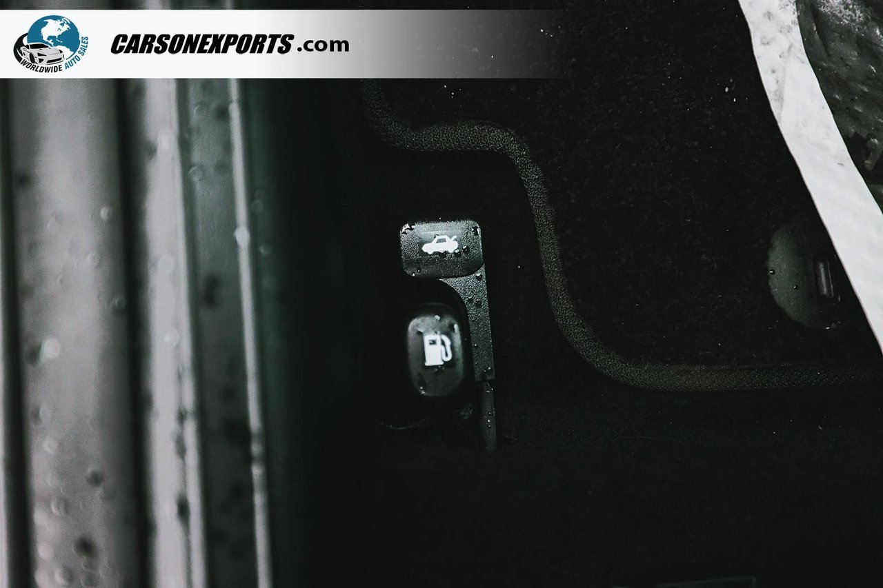 2025 Hyundai Elantra Preferred LOW KM! FINANCE TODAY!-26