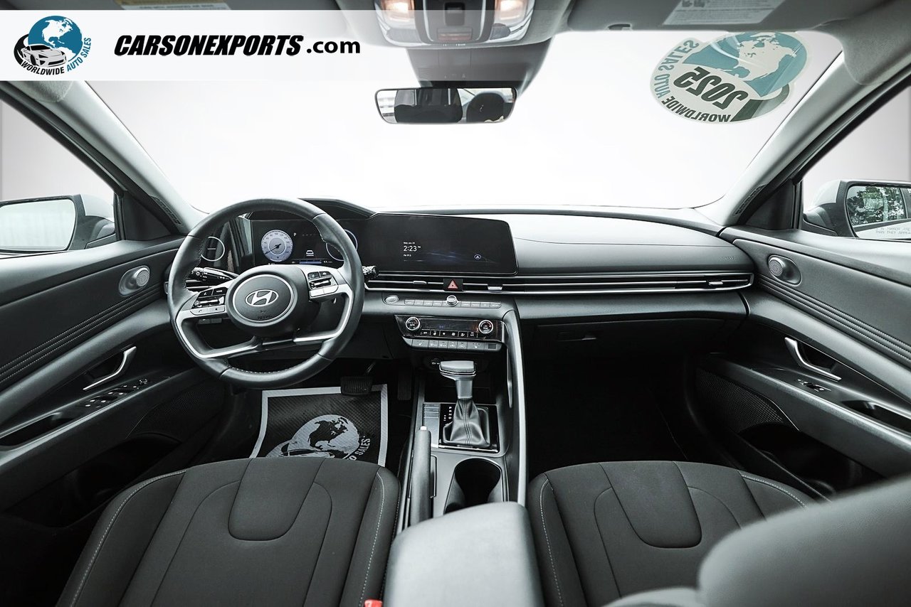 2025 Hyundai Elantra Preferred-15