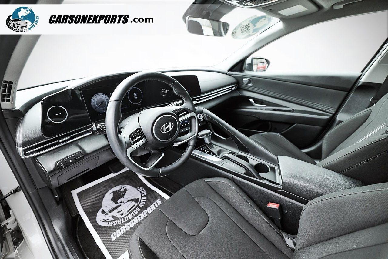 2025 Hyundai Elantra Preferred-12
