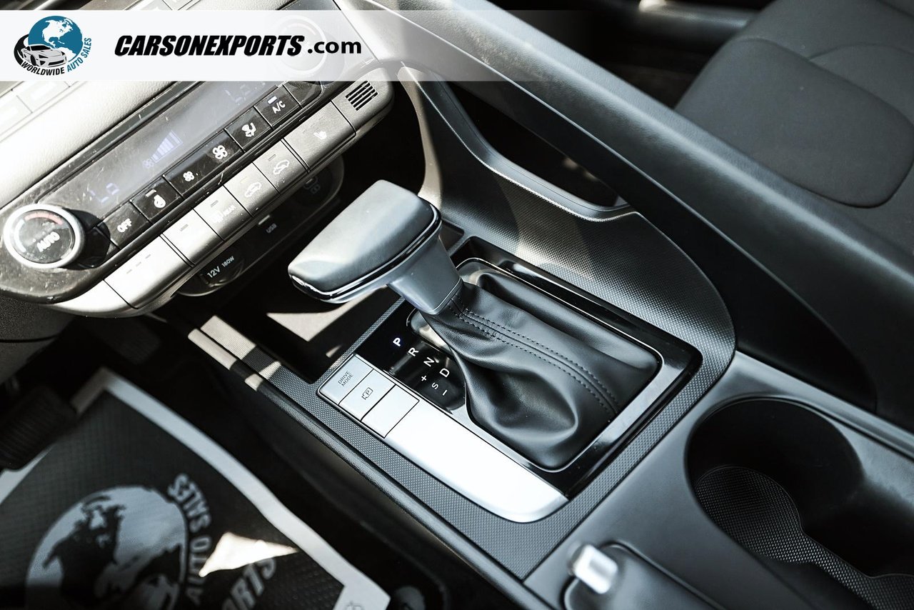 2025 Hyundai Elantra Essential,-35