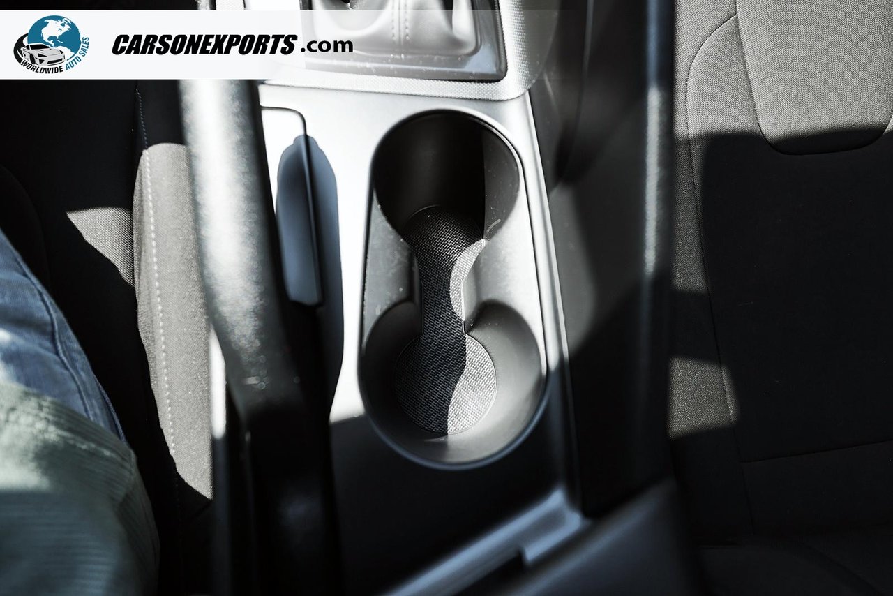 2025 Hyundai Elantra Preferred,-32