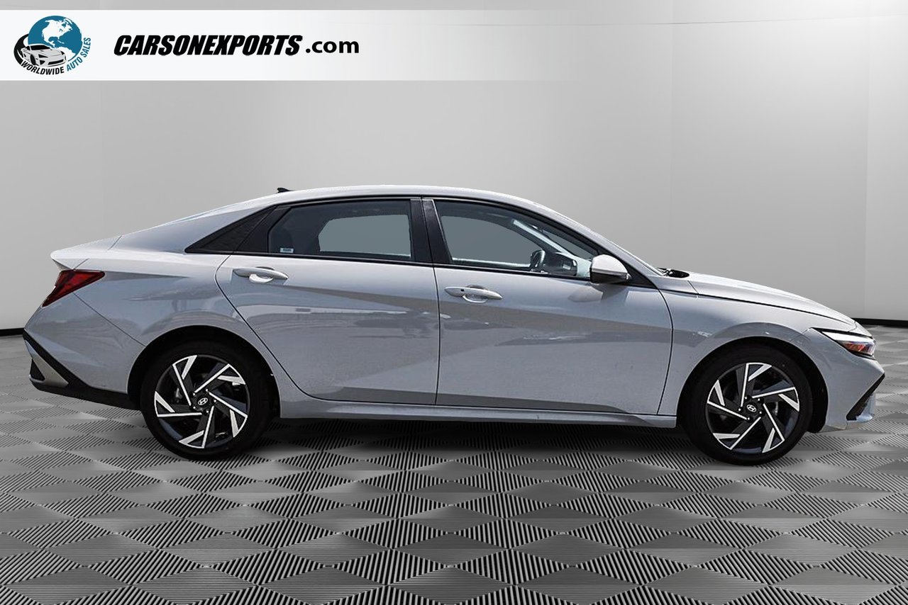 2025 Hyundai Elantra Preferred,-3
