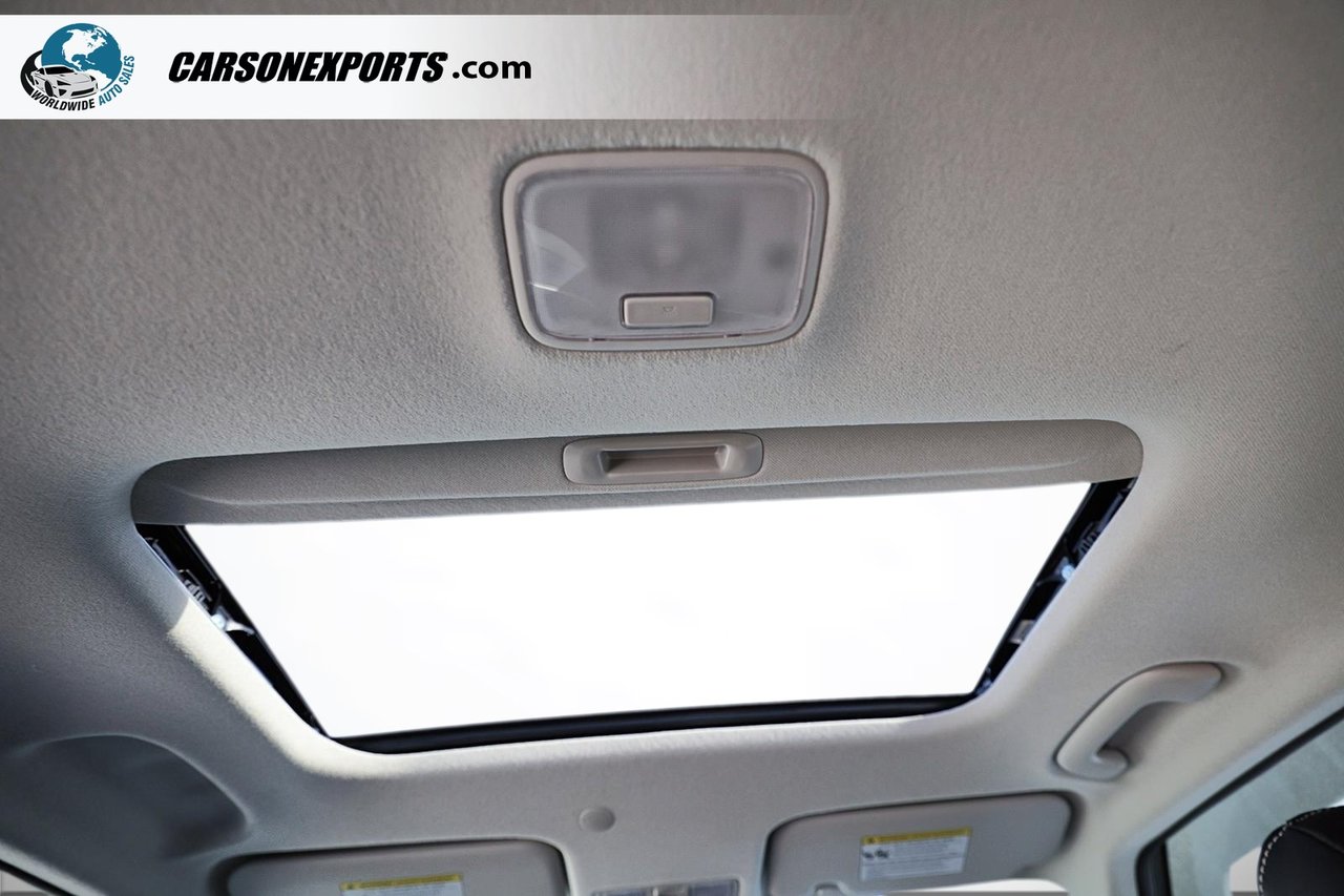 2024 Hyundai Venue Ultimate ! 25km FINANCING AVAILABLE-30