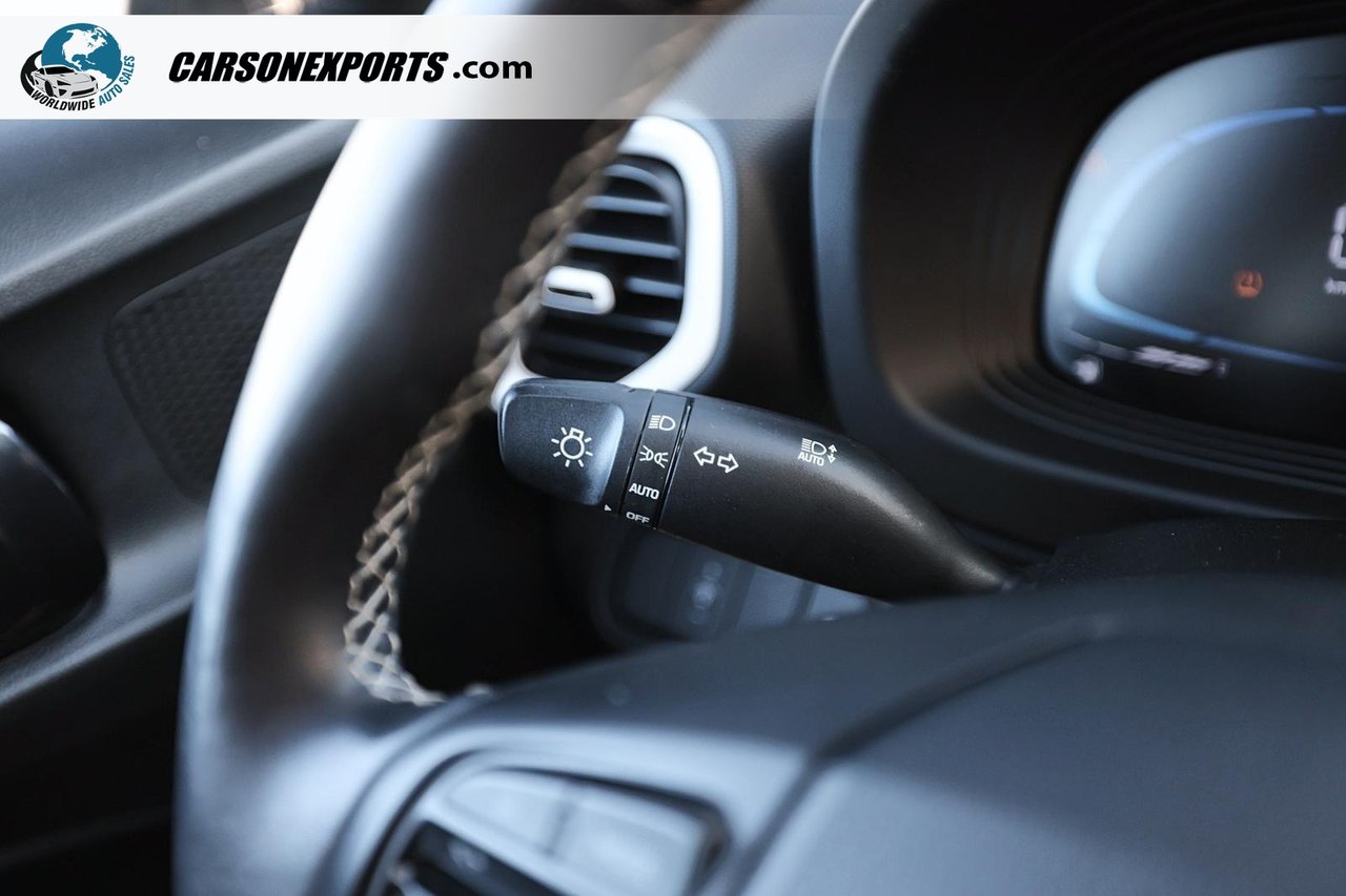 2024 Hyundai Venue Ultimate ! 25km FINANCING AVAILABLE-18