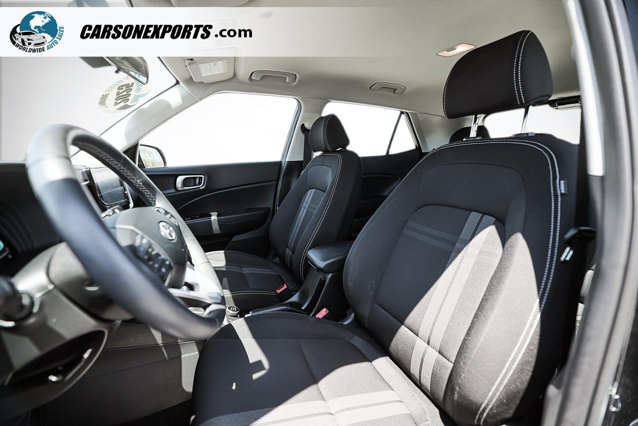 2025 Hyundai Venue Preferred Trend-12