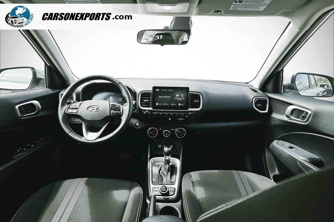 2025 Hyundai Venue Preferred Trend-9