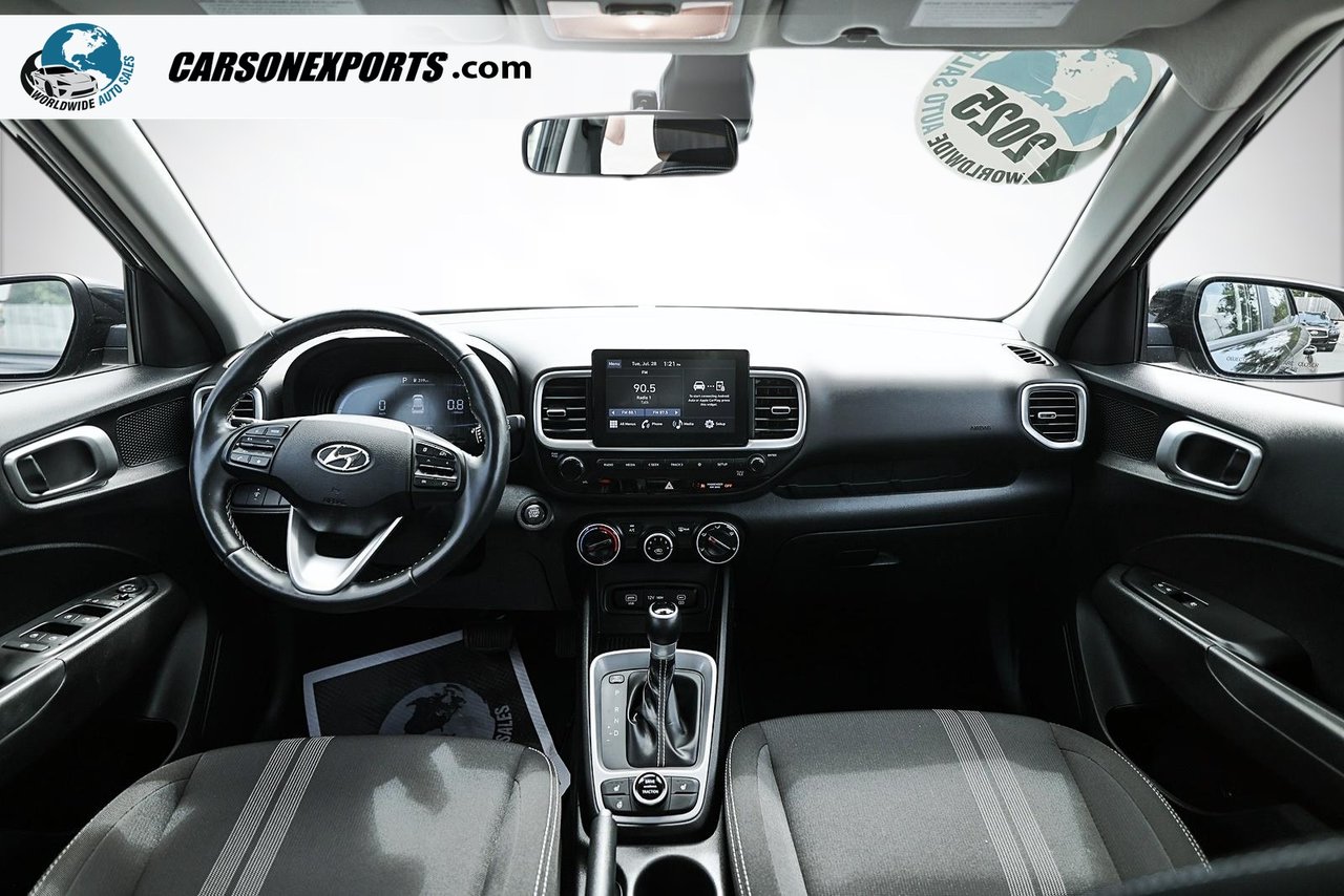 2025 Hyundai Venue Preferred-14