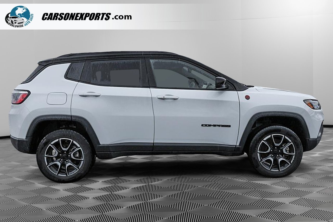 2024 Jeep Compass Trailhawk-3