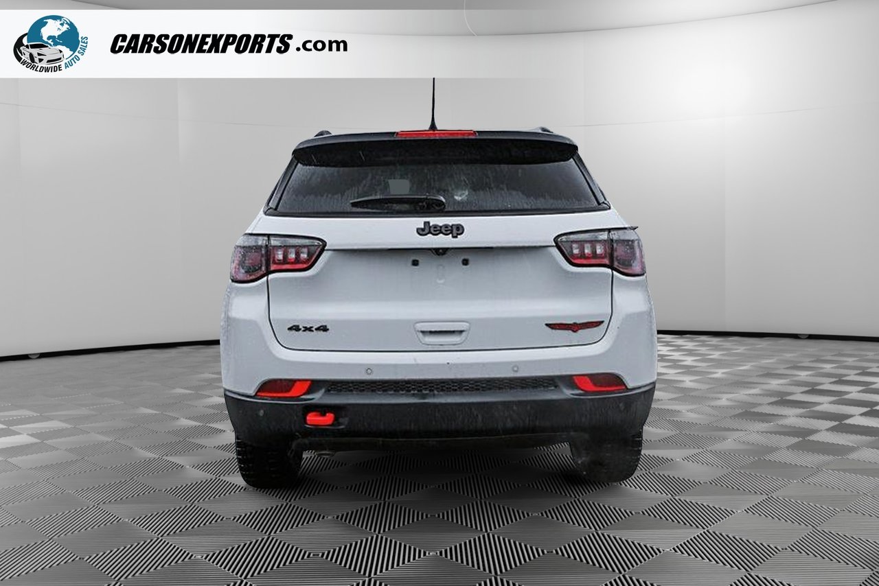 2024 Jeep Compass Trailhawk-5