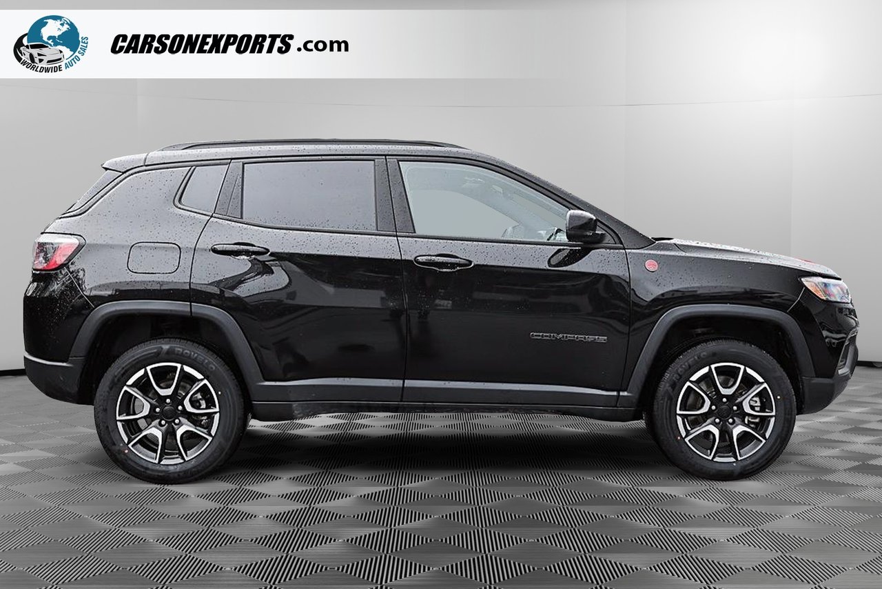 2024 Jeep Compass Trailhawk-3