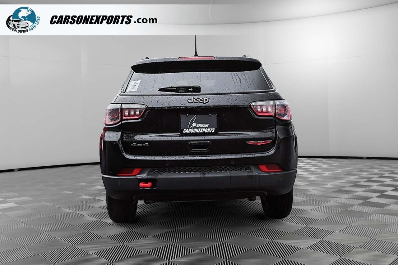 2024 Jeep Compass Trailhawk-5