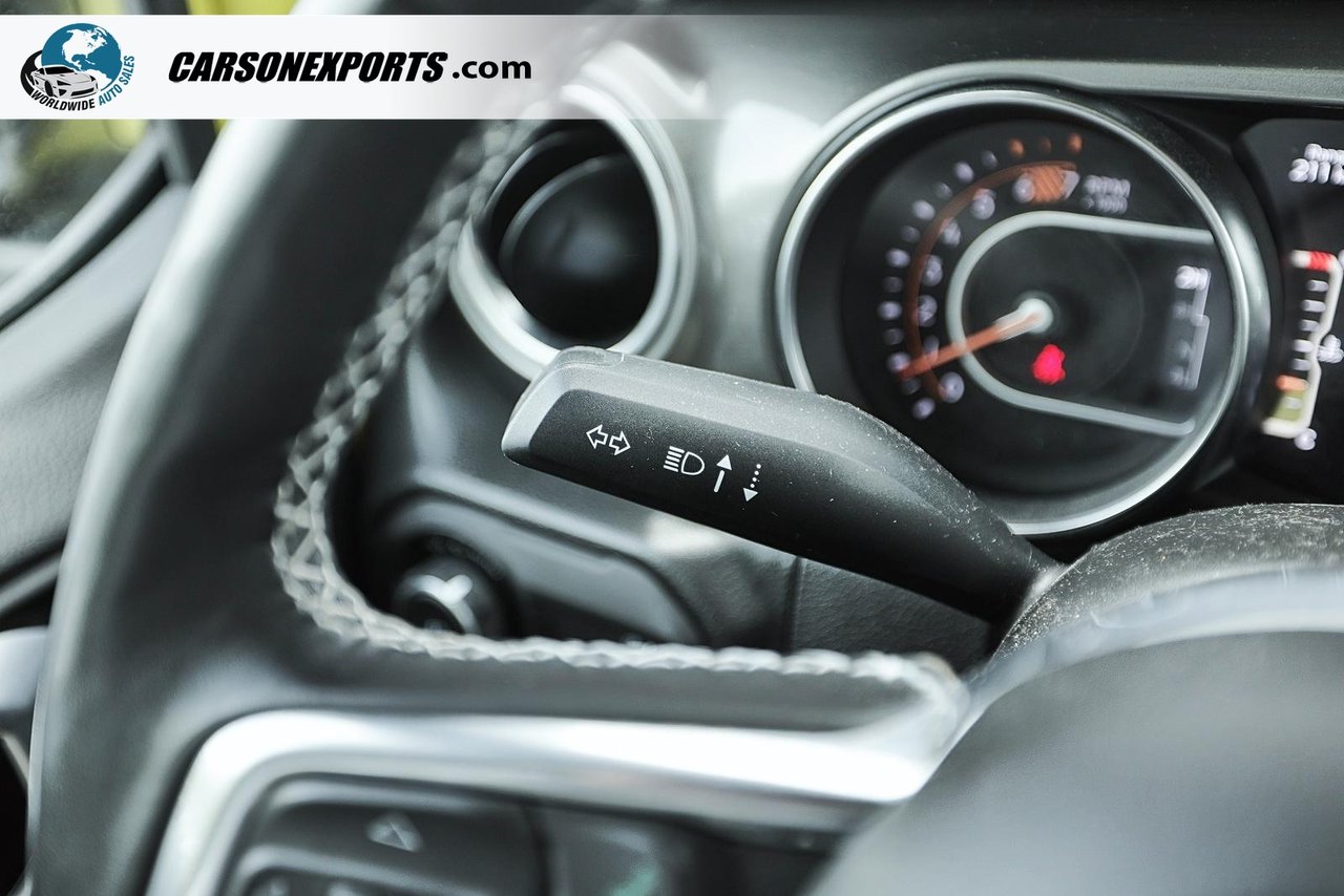 2023 Jeep Wrangler Sahara-10