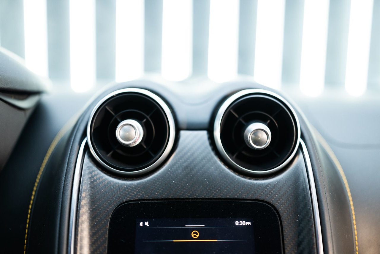 2023 McLaren GT GREAT COLOR! FINANCING AVAILABLE-33